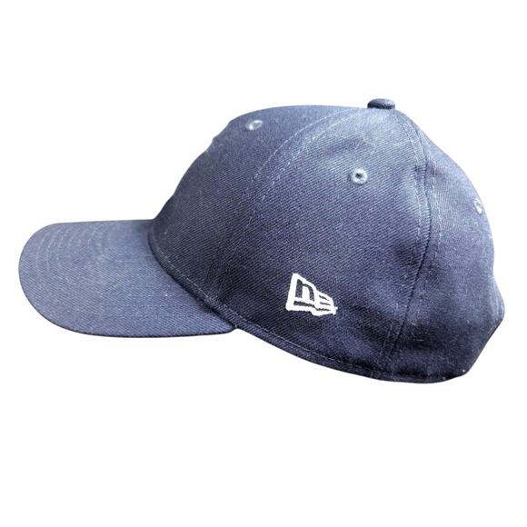 New York Yankees New Era 9Forty Kids Youth Navy Adjustable Baseball Cap Hat - Picture 4 of 9